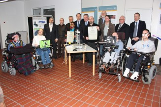 Mechatronik hilft Menschen mit Handicap: Förderpreis des Rotary Club Augsburg-Fuggerstadt geht an Studierende der Hochschule Augsburg