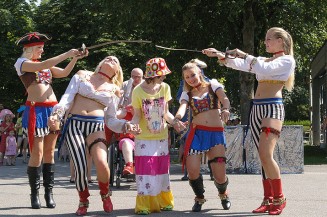 Sommerfest: Piraten kapern das Fritz-Felsenstein-Haus